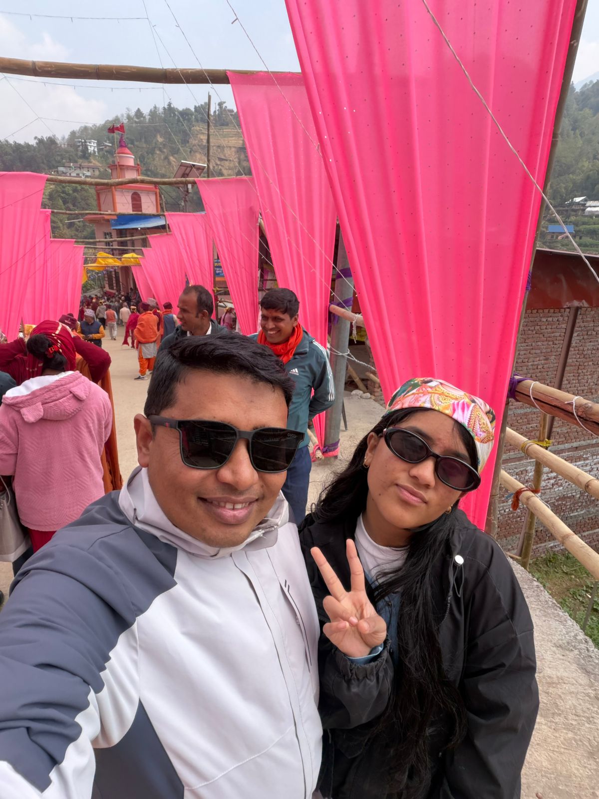 नया बर्ष २०८३ को पहिलो दिन धार्मिक भ्रमण ढुङ्खर्क र अन्य ठाउ बाबा छोरी